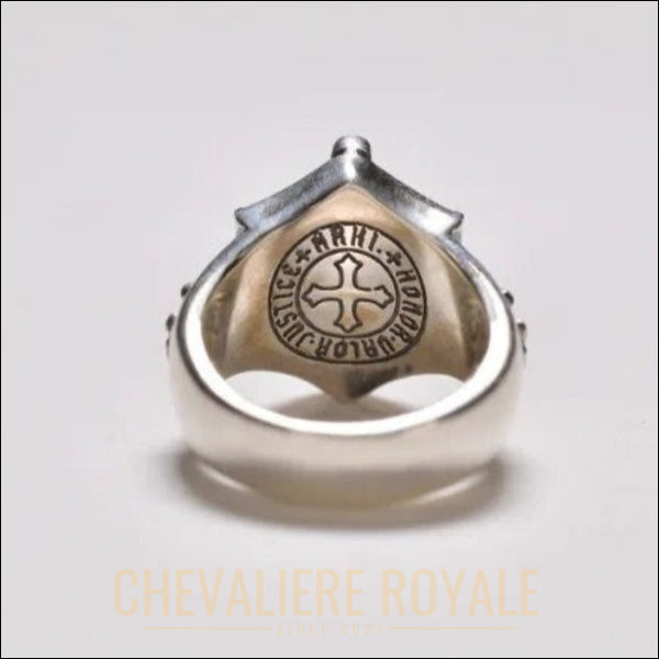 Chevalière en Acier Ornée de Fleur de Lys : Élégance Guerrière-Chevaliere Royale - 235