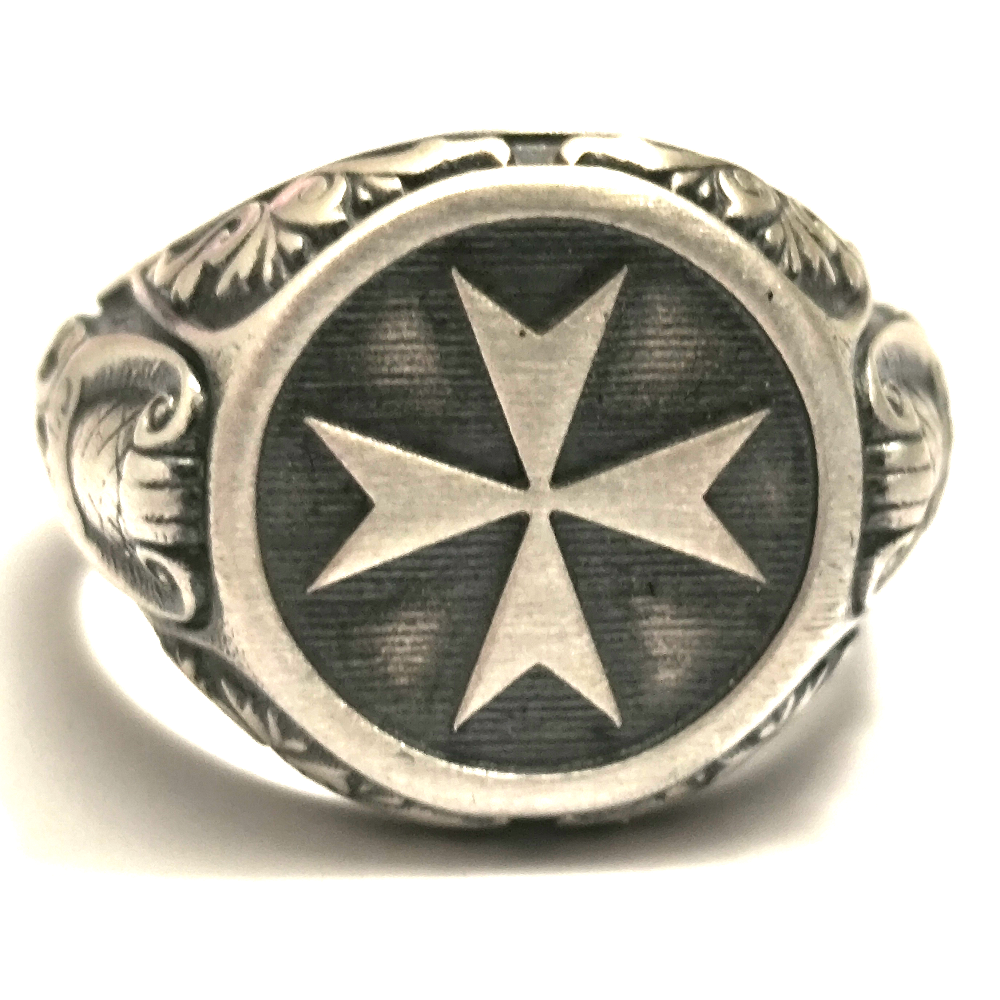 Chevalière chrétienne homme en argent serti d'une croix de Malte