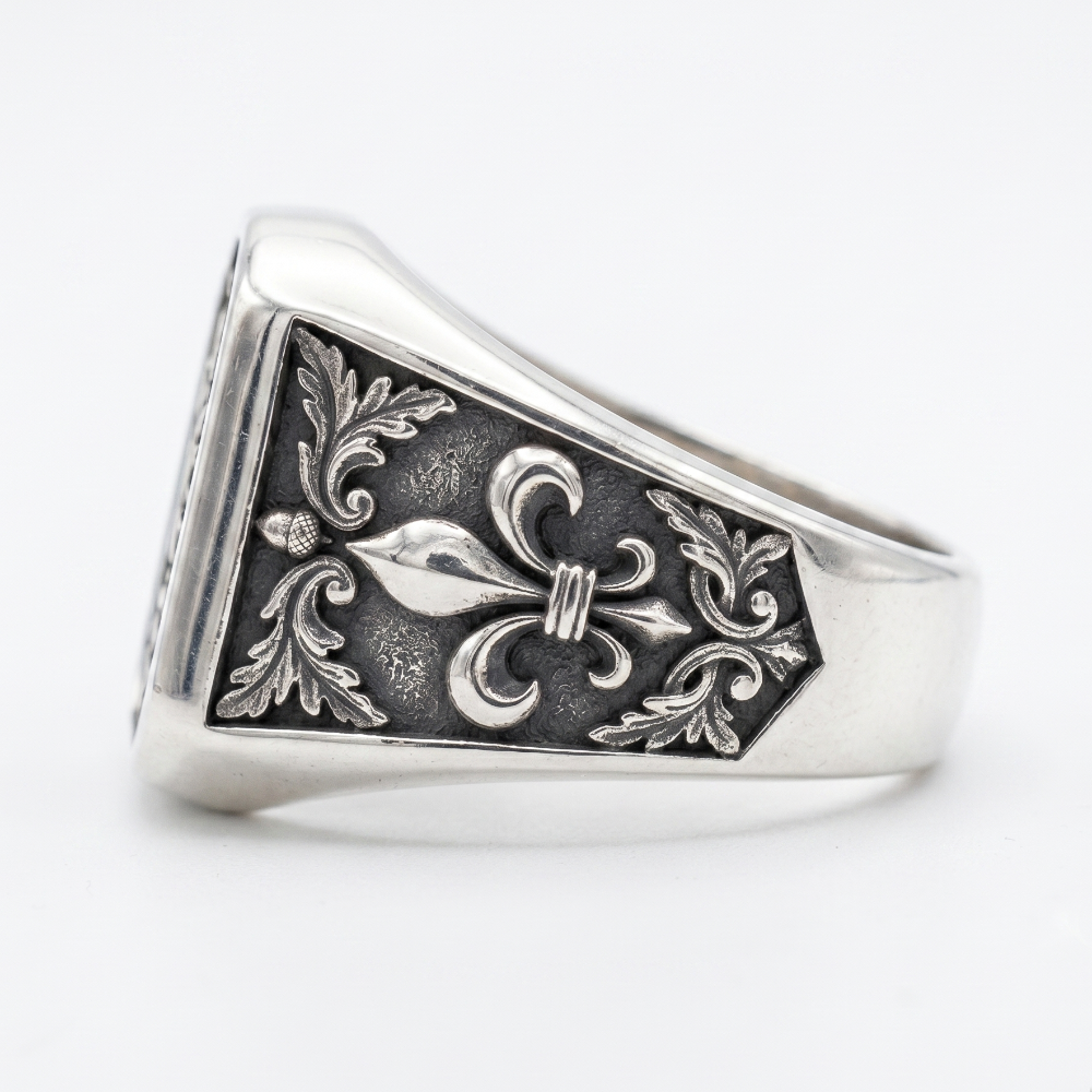 Bague Croix Chrétienne et Fleur de Lys