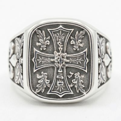 Bague Croix Chrétienne et Fleur de Lys