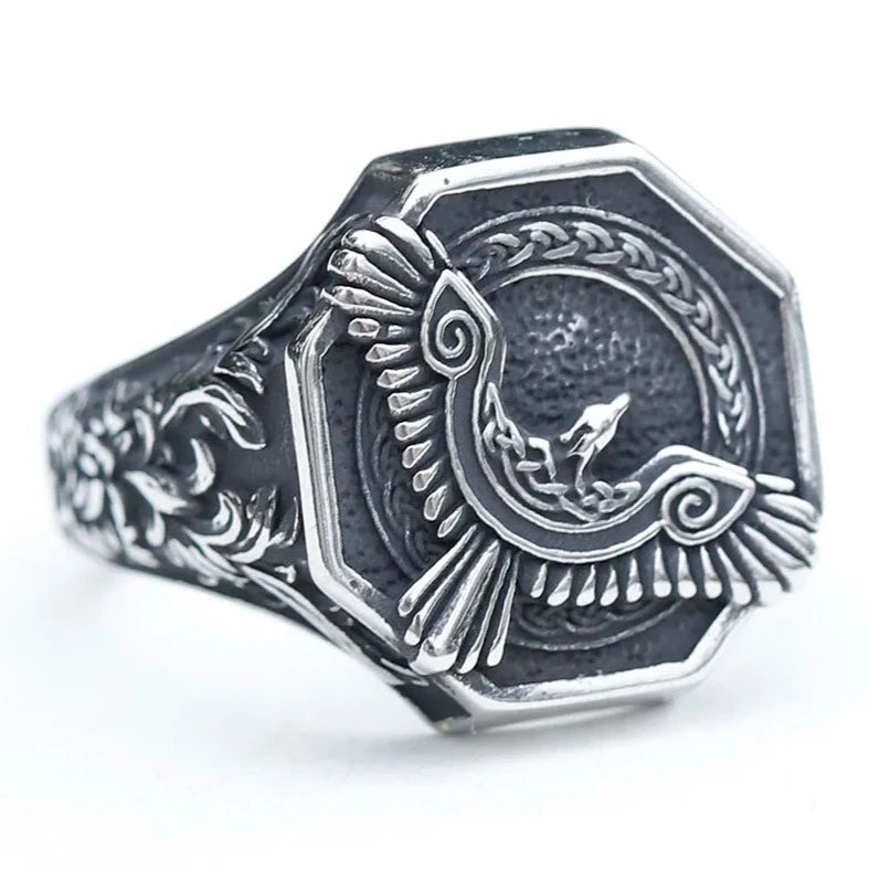 Symbole de Puissance: Bague Viking avec Motif de l'Aigle en Vo-Chevaliere ROyale-