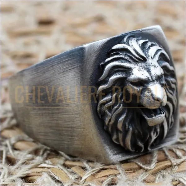 Affirmez Votre Caractère : Chevalière Tête de Lion en Argent Massif - Chevaliere Royale - 