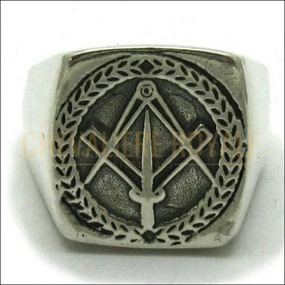 Bague chevalière en argent massif épée équerre maçonnique