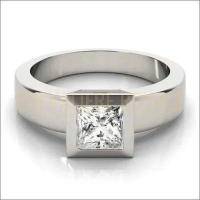  Bague Chevalière Femme avec Pierre Solitaire-Chevaliere Royale-1