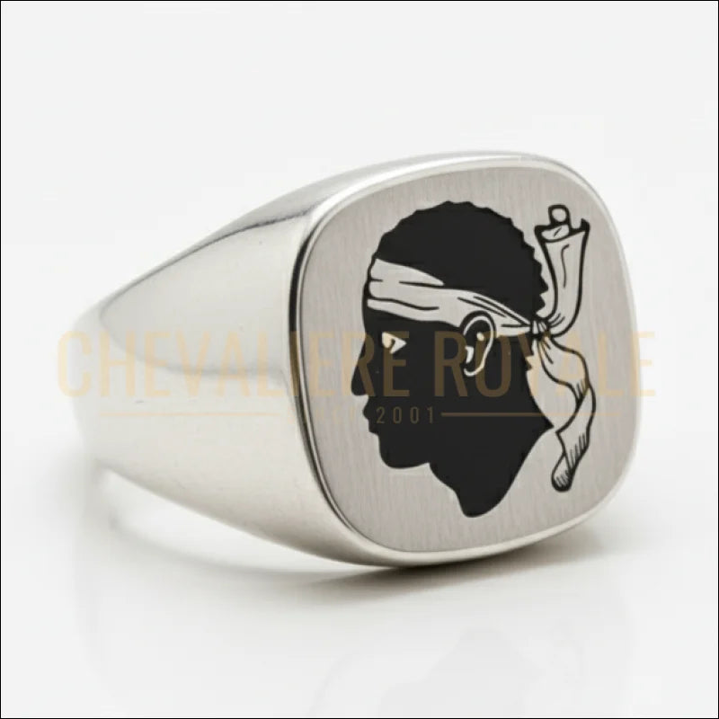 bagues-corse-carree-en-argent-massif-tete-de-maure-gravee-artisanale-CR