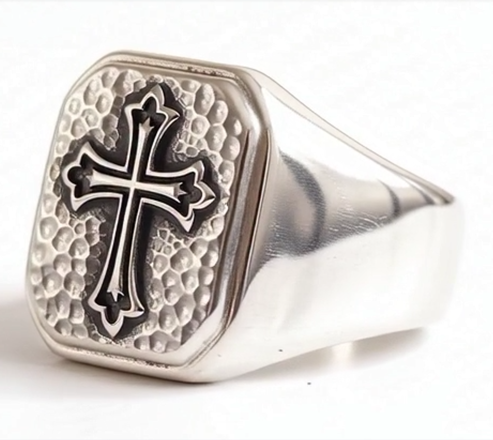 Bague Chrétienne-Argent Massif Martelé–Style Gothique Épuré-Chevaliere-Royale