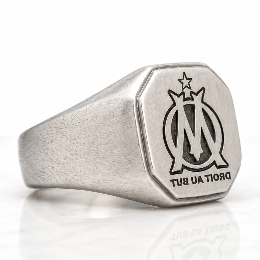 Chevalière OM pour Homme – L’Élégance Olympique de Marseille