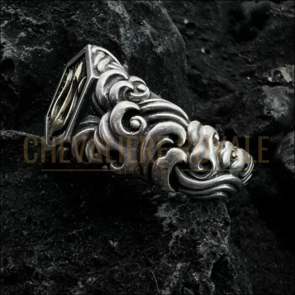 Cadeau de Bijoux Exceptionnel : Bague Chevalière avec Trident de Diable-Chevaliere Royale-55