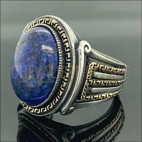 Chevalière argent homme avec une surface en lapis-lazuli ovale 