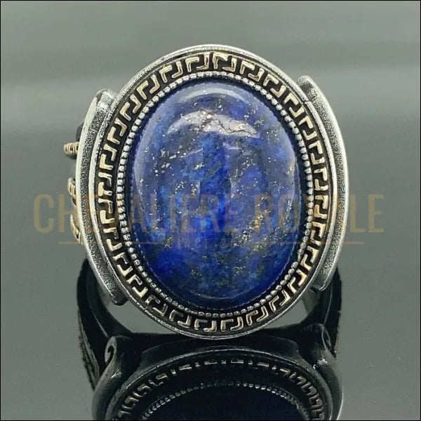 Chevalière argent avec une surface  lapis-lazuli ovale 