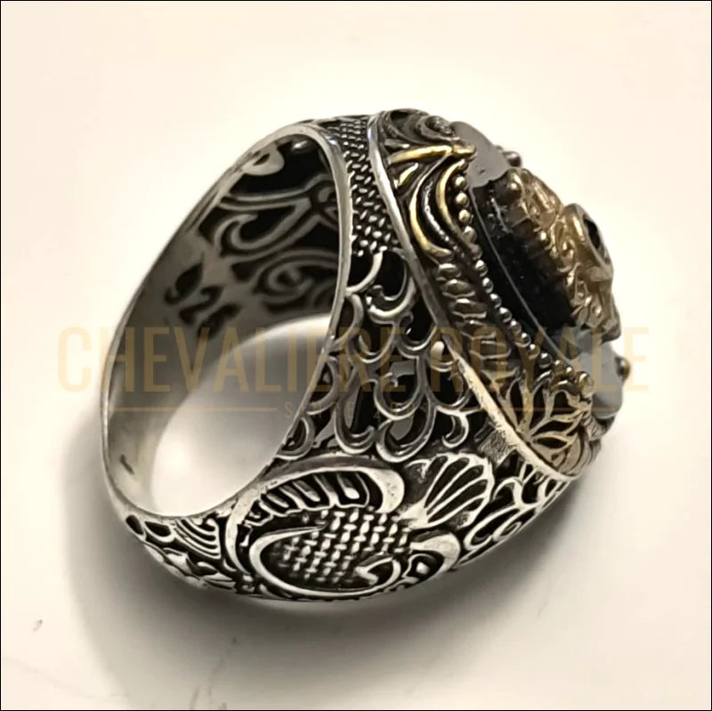 Chevalière argent homme avec la pierre d’onyx et zircon