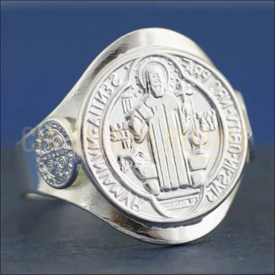 Chevaliere-Bague-Saint-Benoit-argent-chevaliere-royale-1