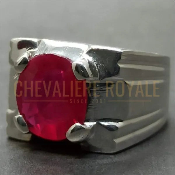 chevaliere-homme-argent-pierre-rubis-rouge-pigeon-pas-cher