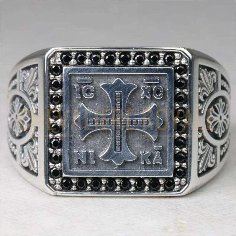 Chevalière artisanale en argent IC XC NIKA « Jésus-Christ gagne »