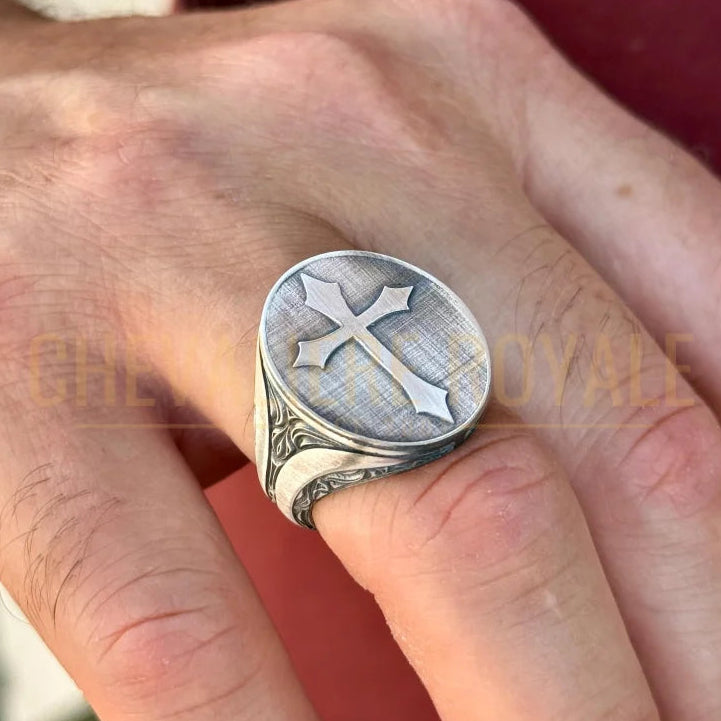 Chevalière croix crucifix en argent pour hommes - 6 us