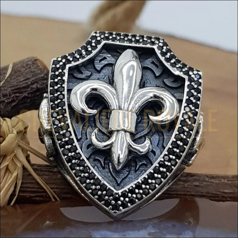 Chevaliere de luxe bouclier fleur de lys en argent pour hommes 52