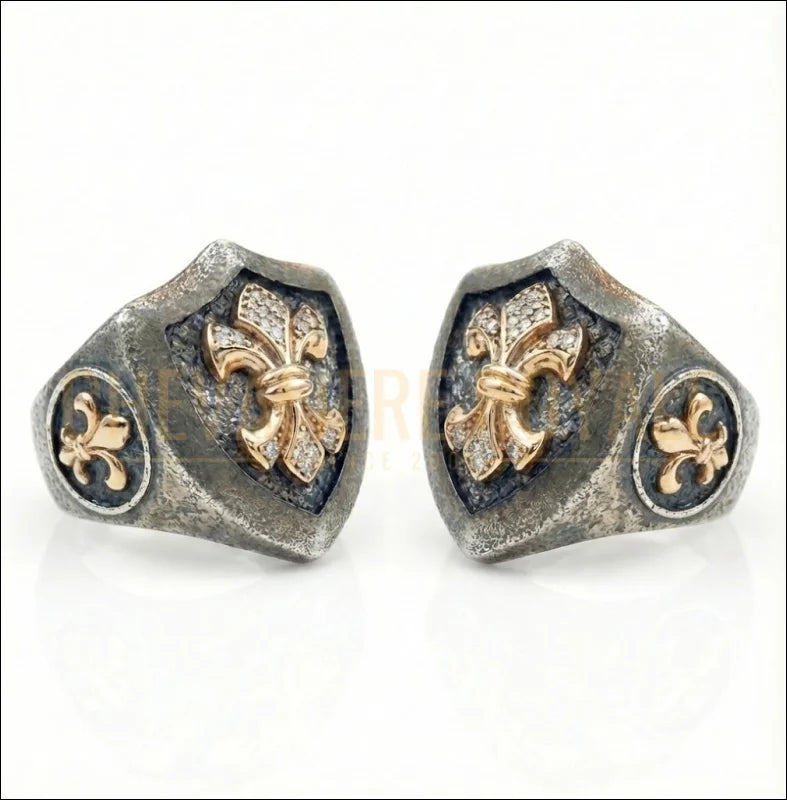 bague-de-luxe-bouclier-theme-fleurs-de-lis-or-18-carats-chevaliere-royale