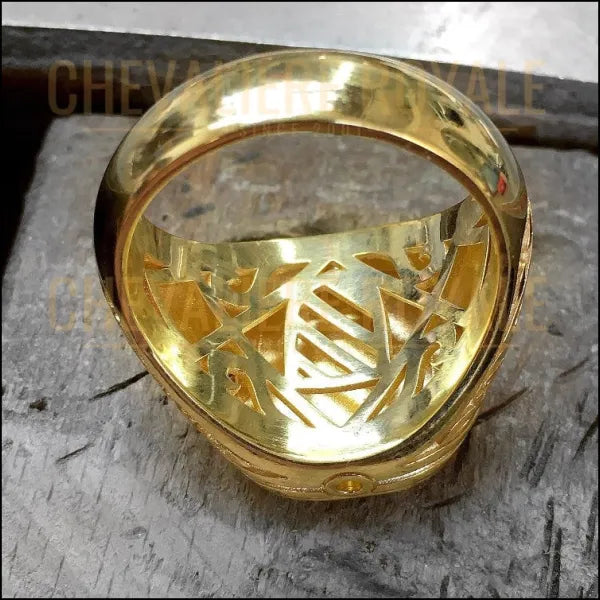 chevaliere-de-luxe-personnalisable-sur-mesure-en-argent-massif