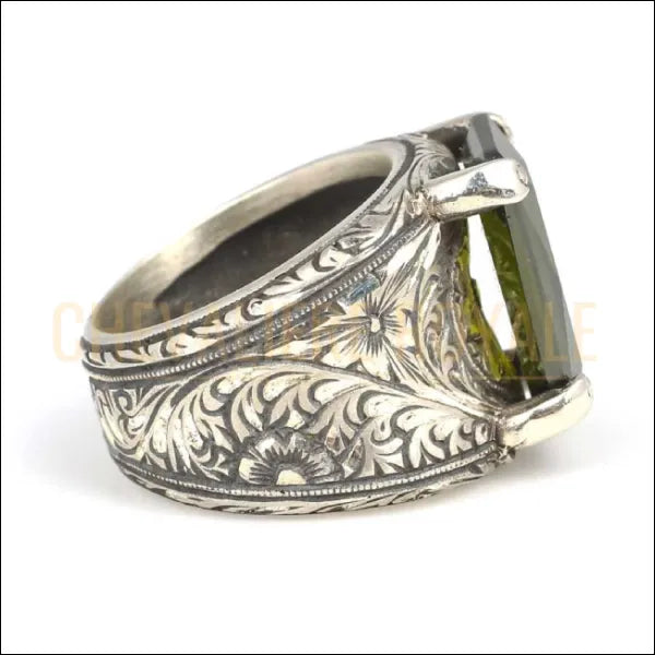 chevalieres-de-luxe-homme-argent-massif-peridot-pierre