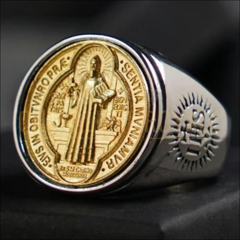 Chevaliere-acier-homme-crucifix-catholique-Saint Benoit