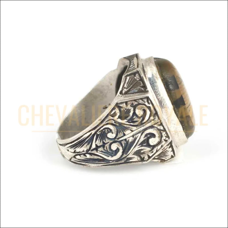 Chevalière en argent avec pierre d’ambre et sceau de salomon