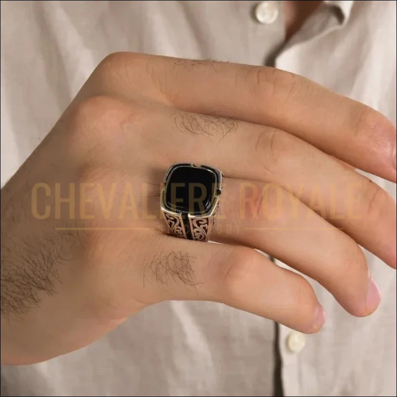 Chevalieres  Argent Massif avec Onyx Noir : Élégance et Protection-Chevaliere Royale - 