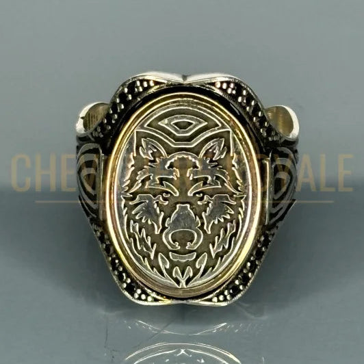 chevaliere-argent-symbole-loup-force-loyaute-tete-Chevaliere-Royale