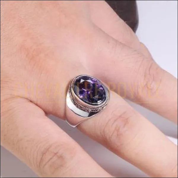 Chevaliere Royale femme -  bague argent sertie d'une bande à motifs harmonieux couleur violet