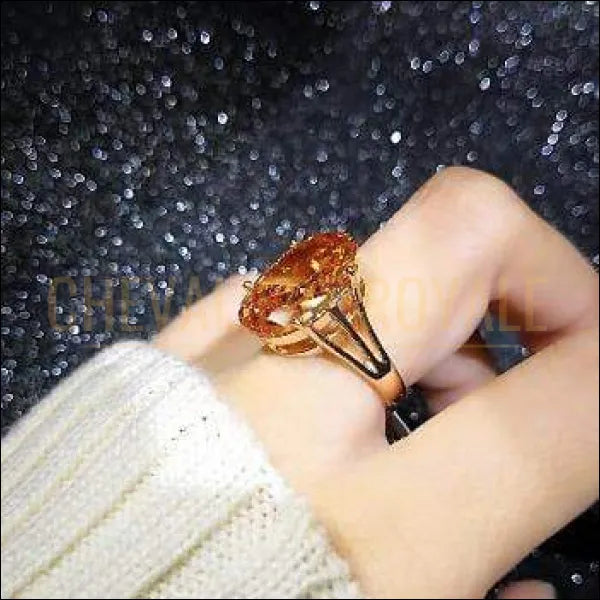Chevaliere Royale femme - bague  couleur champagne une double brillance bijou