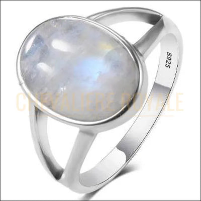 Chevalière femme en argent forme ovale pierre moostone