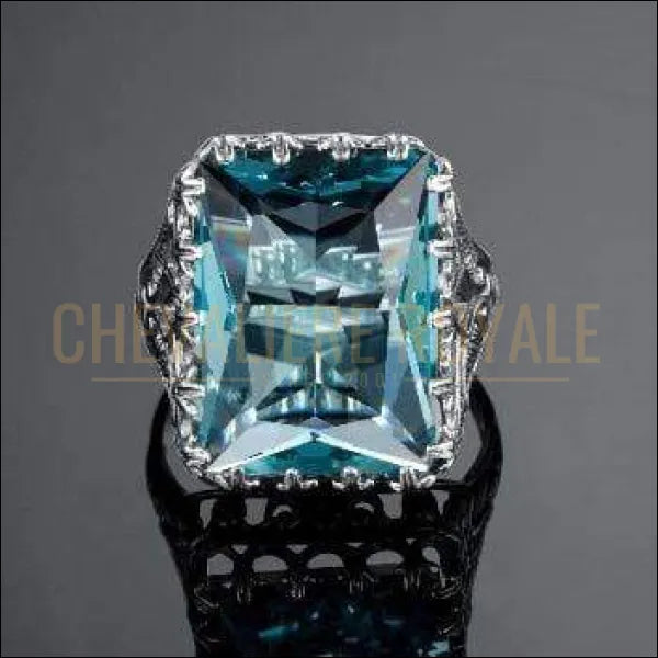 Chevalière femme en argent pierre précieuse couleur eau de 