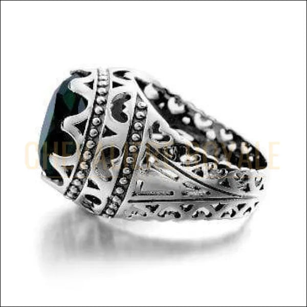 Chevalière femme en argent sublime émeraude hébergée au centre 925