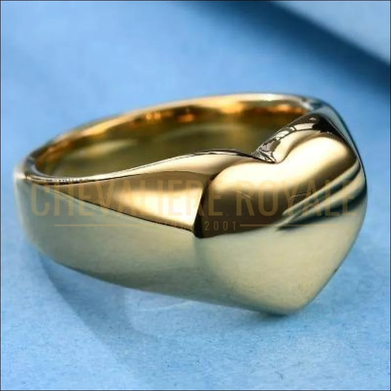 Chevalière femme personnalisé rond lettre initiale en acier inox forme coeur 