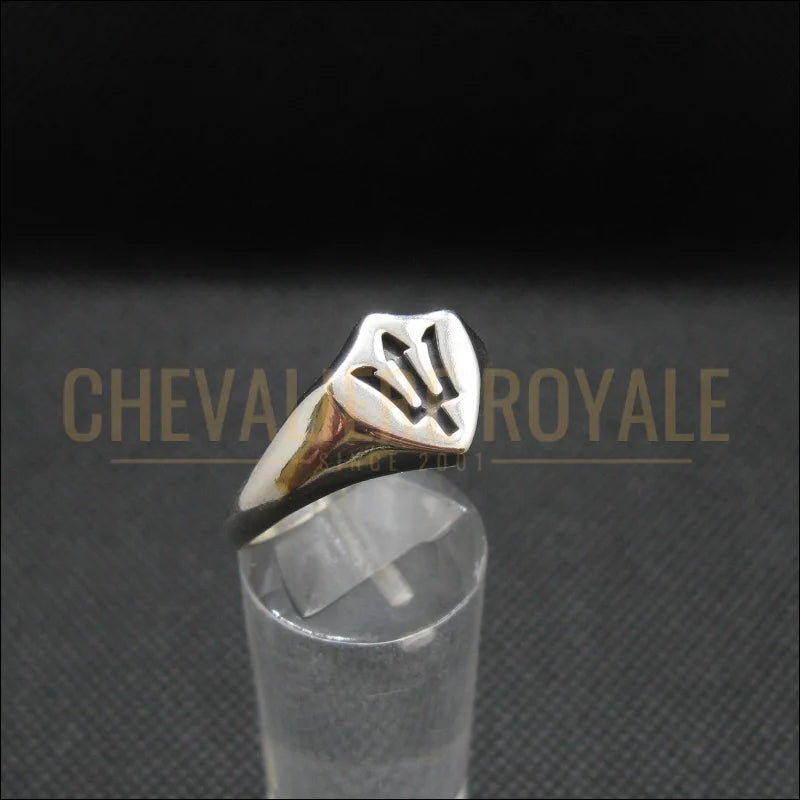 Bague-Femme -Trident-Force-Mythes-Symbolisme-Chevaliere-Royale