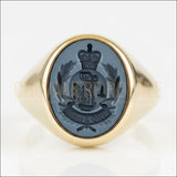 Chevalière Héraldique en Or Massif et Agate Noire – Gravure en Intaille