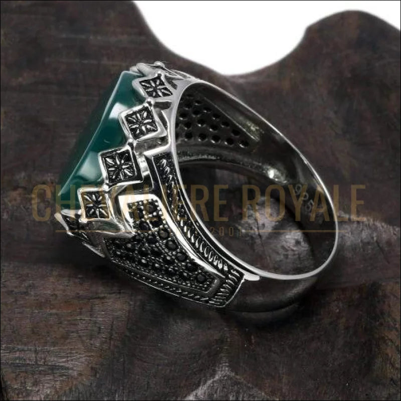 Chevaliere royale homme argent avec pierre agate couleur verte  925
