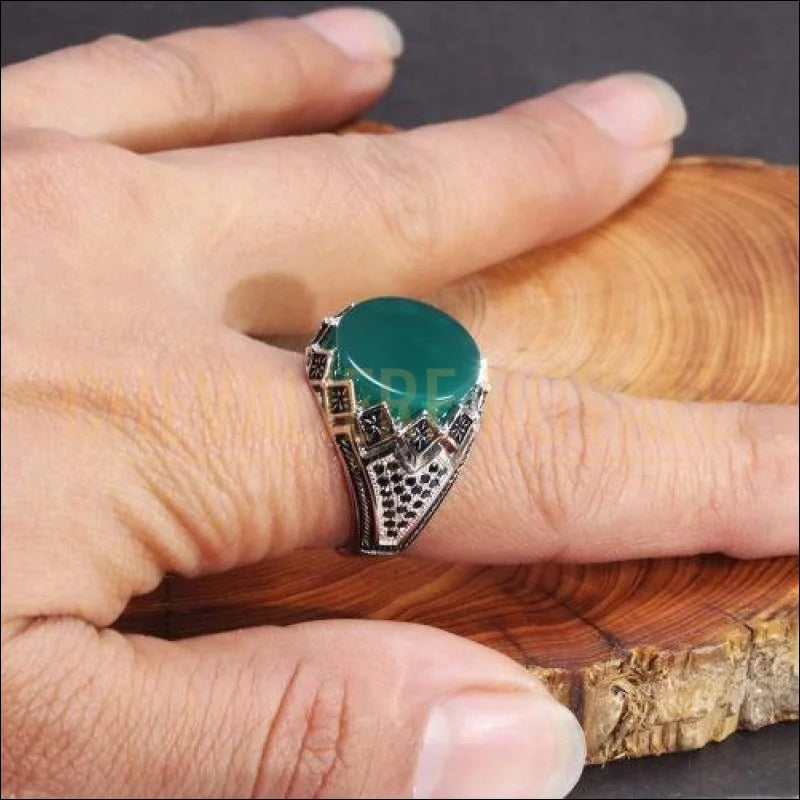 Chevaliere royale homme argent avec pierre agate couleur  verte 