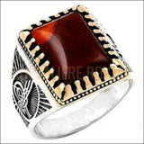 Chevalière homme argent des motifs stylés pour plus de goût