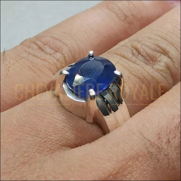 chevaliere-en-argent-homme-pierre-precieuse-bleue