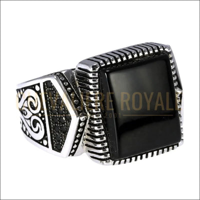 bague-avec-pierre-agate-noir-argent-chevaliere-royale