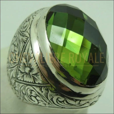 Chevalière de luxe homme argent massif audacieuse et intrigante