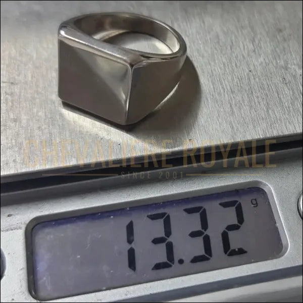 Chevalière homme argent massif pleine carrée personnalisable 14g