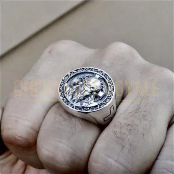 Chevalière homme argent religieuse Tête de Jésus Christ et la Croix bijou biker