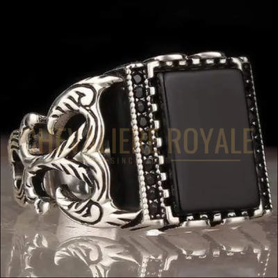 Chevalière homme argent style biker forme carrée pierre d'onyx noir