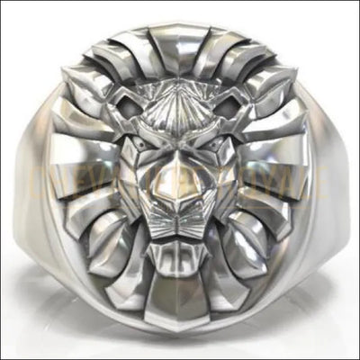 Chevalière royale homme argent tête de lion la chaleur féroce du soleil