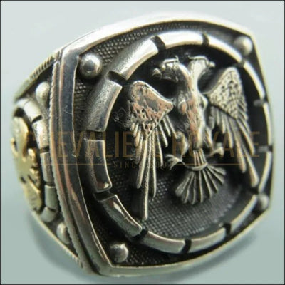 Chevalière homme en argent design le guerrier du ciel l'aigle