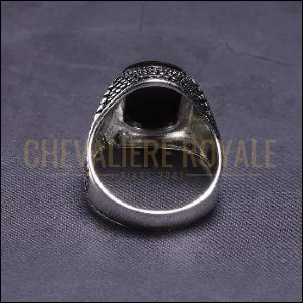 Chevalière homme en argent onyx taillée méticuleusement - Chevalière Royale 