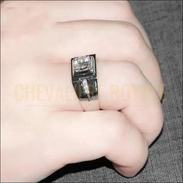 Chevalières Royale pour homme en argent pierre méticuleusement ouvragée pas cher