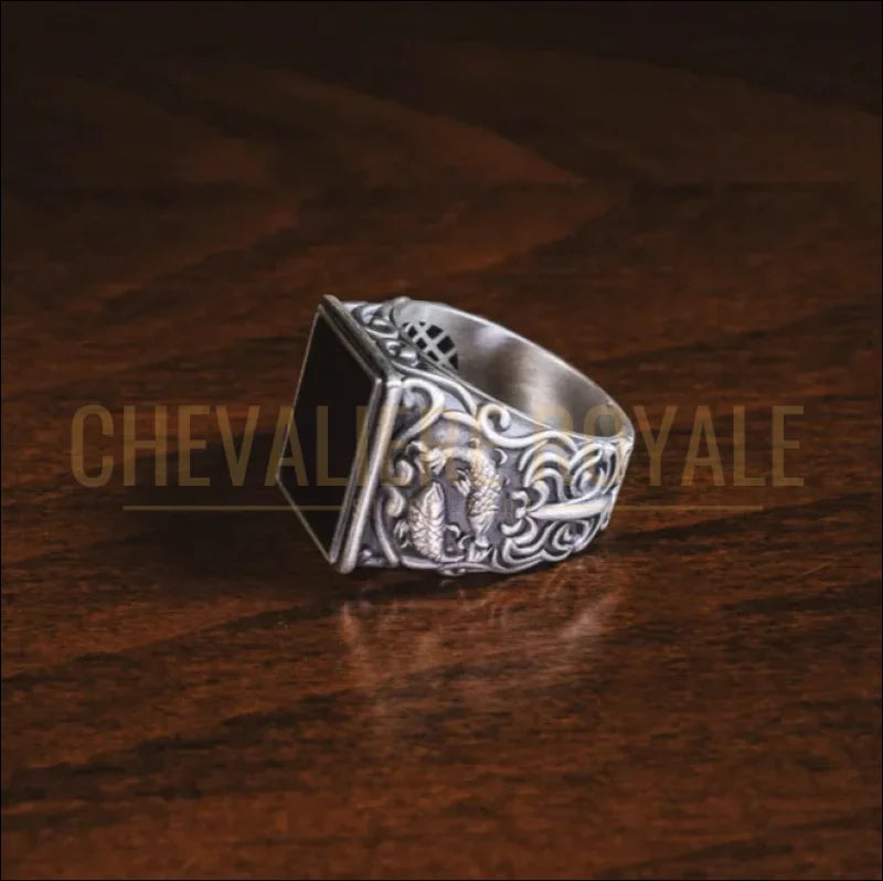 Chevalière homme en argent – un symbole de puissance