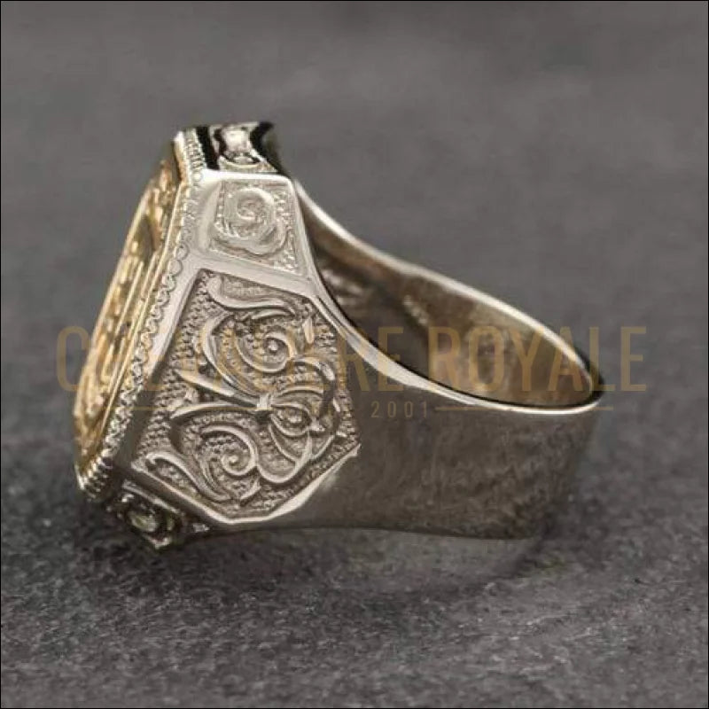 Chevaliere homme en metaux mixtes argent et or personnalisee